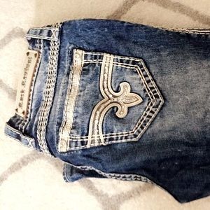 Rock revival straight